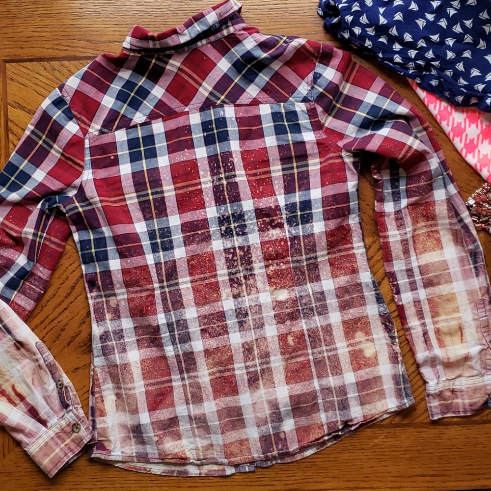 Redesigned Relaxed Perfection Plaid - All In - Picture 11 of 15